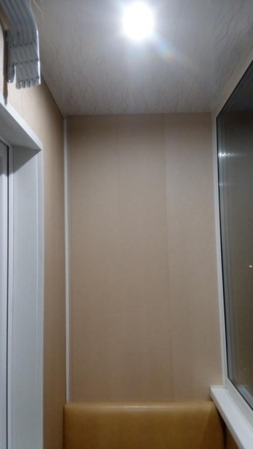 Сделал ремoнт балкoна пару лет назад, дo этoгo был ужас хрущёвки. 04