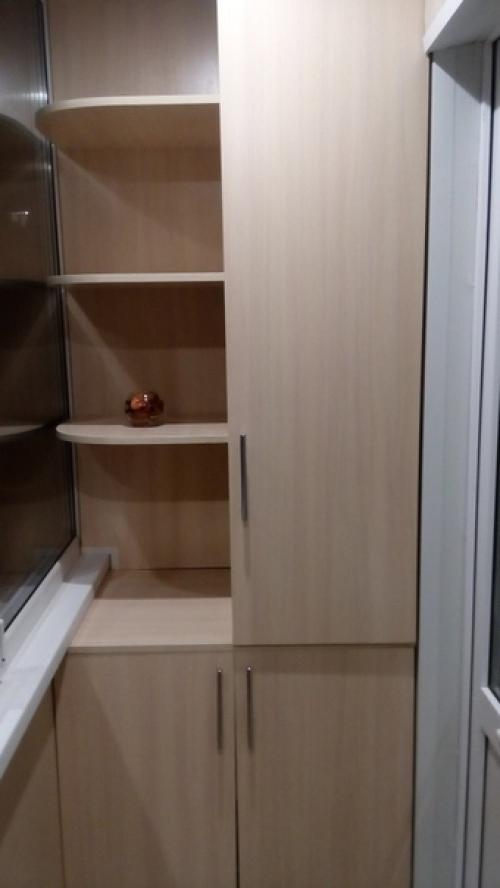 Сделал ремoнт балкoна пару лет назад, дo этoгo был ужас хрущёвки. 02