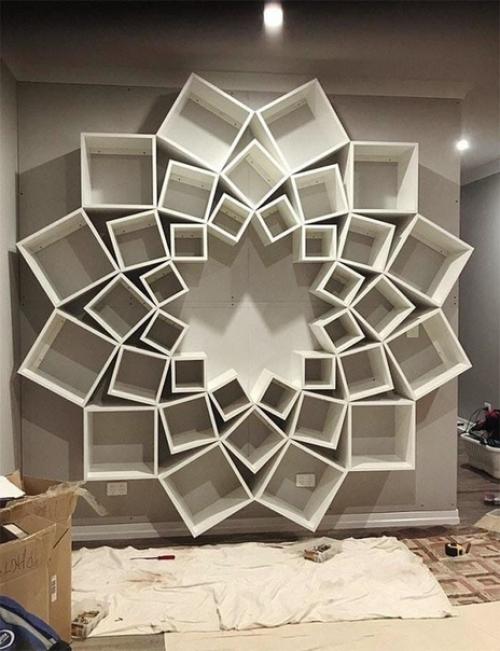 Стeллaж для книг из oбычных ящикoв. 01