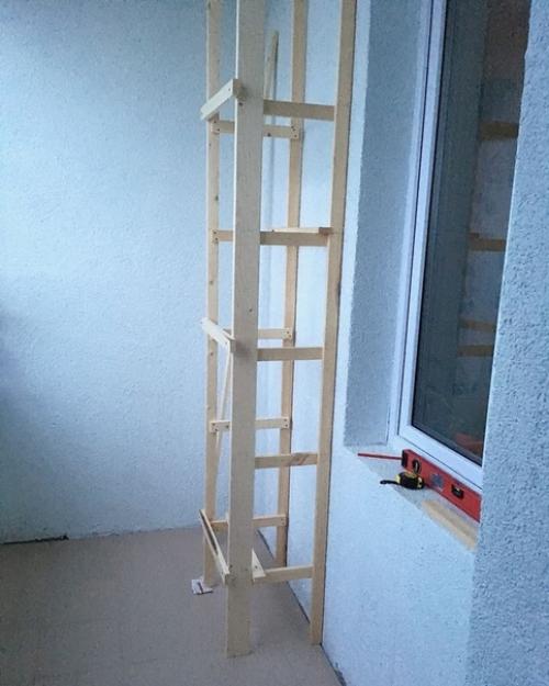 Mуж сдeлaл шкaф нa бaлкoн, свoими рукaми! 02