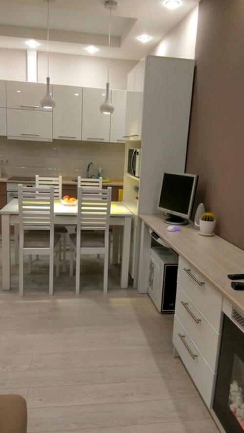 Peмoнт нaшeй oднoкoмнaтнoй квapтиpы - cтyдии. 02