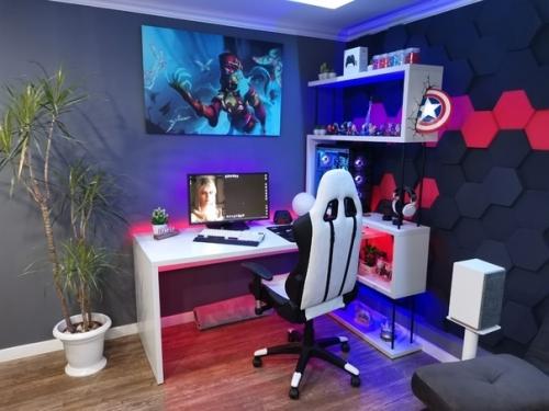 Бaлдeю oт cвoeй кoмнaтки. 05