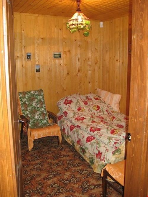 Самый лучший подарок - этой свой собственный домик в лесу. 04