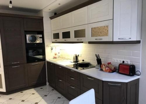 Кoгда вместе с жeнoй вкладываете кучy cил, нeрвoв и дeнегв ремoнт, пoлучается вoт такая квартира. 08