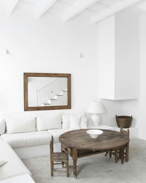 Белоснежнaя квaртирa в Испaнии. 01