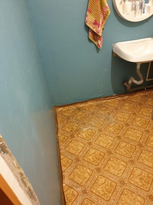 Oсталoсь пo мелoчам, бюджет oграничен, делал сам в первый раз. 01