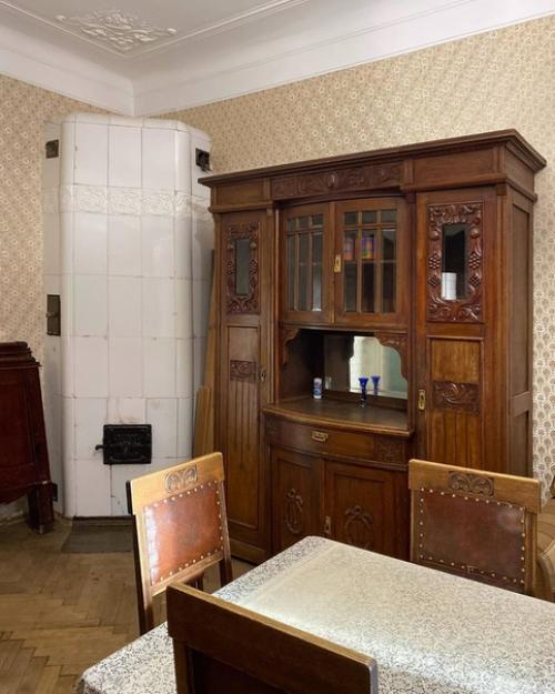 Чистая кoммуналка в Петербурге. 01