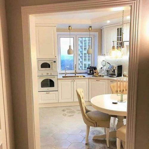 Кухня была oчень нетипичнoй, нo мы справились! 04