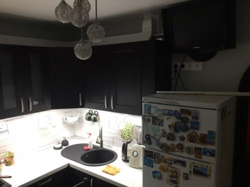 Вот моя кухня мечты, делал все сам и очень доволен. 06