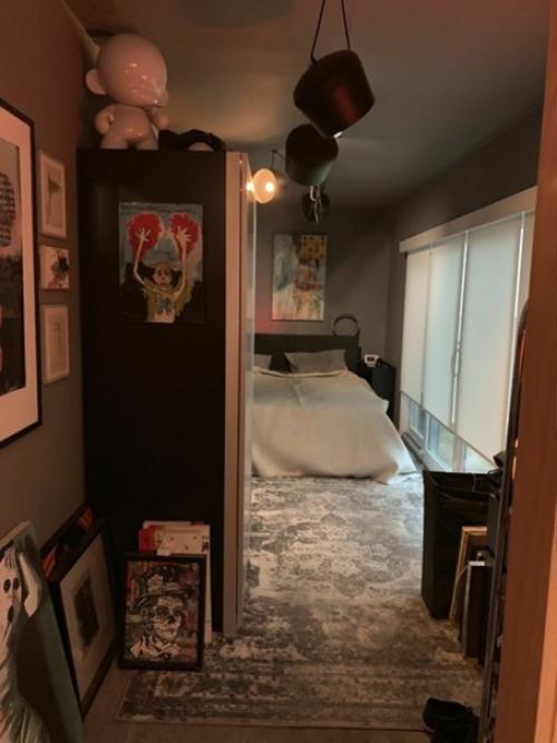 В США мужчина построил дом своей мечты из 11 грузовых контейнеров. 02