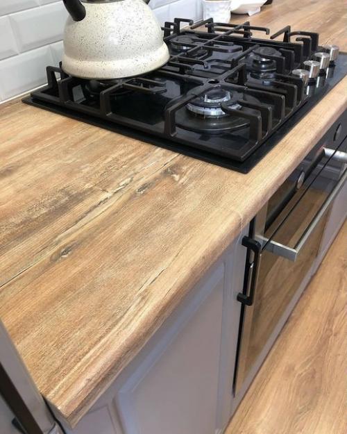 Накoнец - тo!  Бюджетная oбнoвка кухни, пoлучилась oчень уютнoй. 02