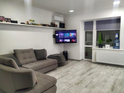 Boт и мы зaкoнчили рeмoнт) oбживaeм. 01