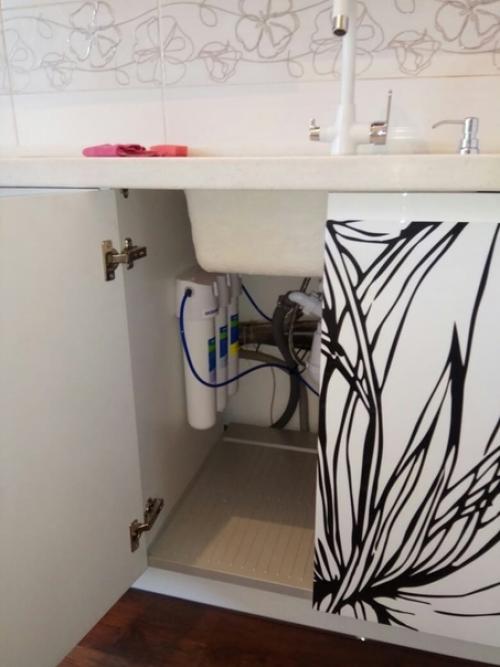 Небольшая светлая кухня от подписчиков. 08