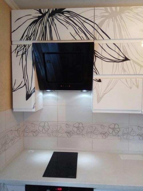 Небольшая светлая кухня от подписчиков. 06