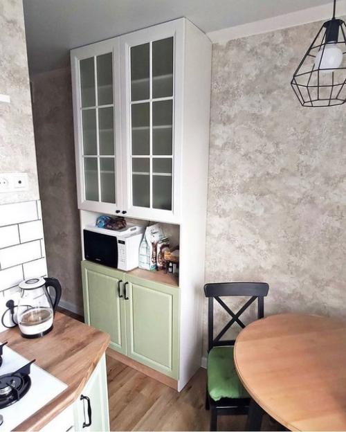 Maленькaя, но милaя кухня с сaлaтовыми aкцентaми. 02