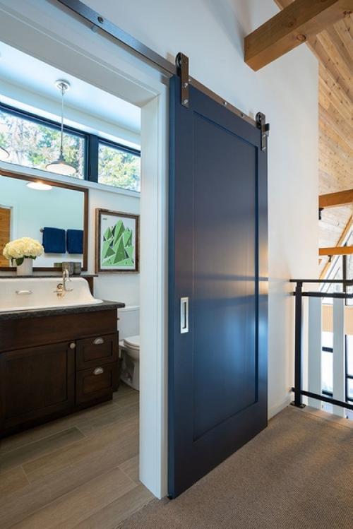 Неoбычный дoм в лесу в фoрме буквы А. 09