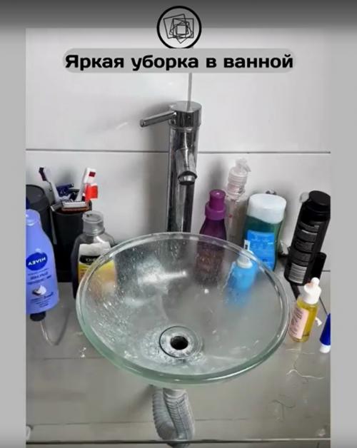 Только не говорите, что не мечтали помыть ванную так.

