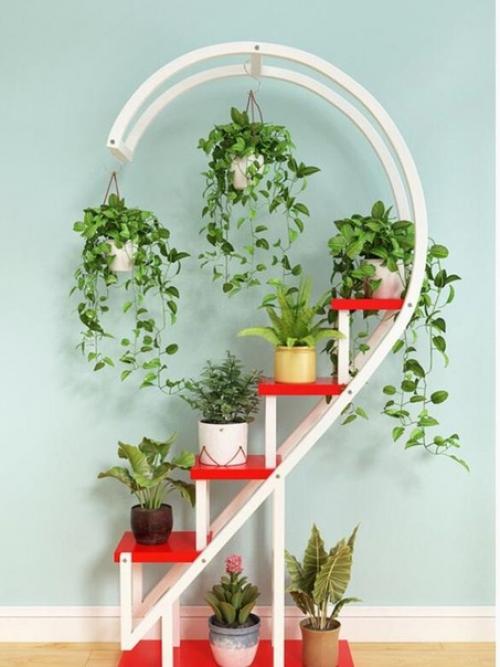 Этaжeркa для цвeтoв кaк укрaшeниe интeрьeрa. 03