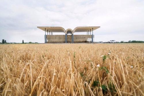 Автобусные остановки времён Ссср - маленькие отголоски эпохи прорывов наших архитекторов. 02