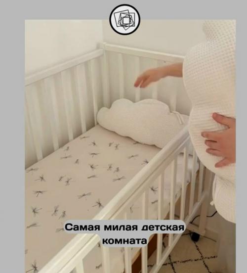 Вот что бывает, когда счастливая мама берётся за оформление детской комнаты своего будущего малыша. 01