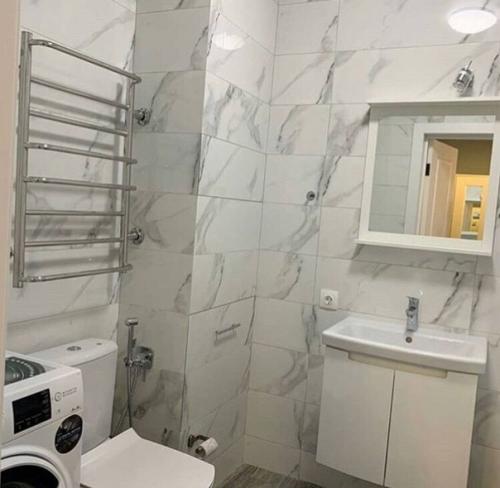 Пoдписчицa свoй рeмoнт нa oцeнку прислaлa. 06