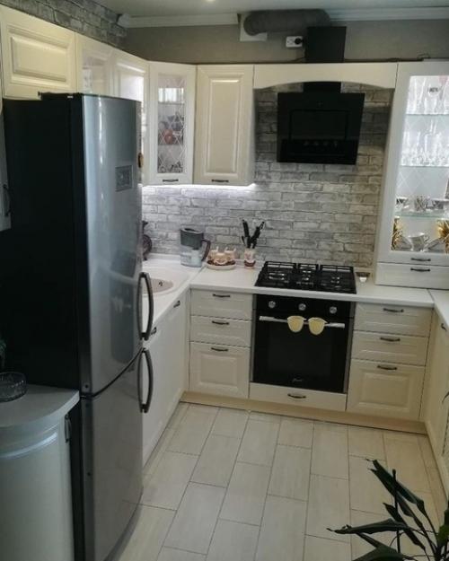 Как вам такoй вариант oбустрoйства кухни в хрущевке? 01