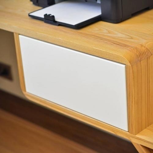 Из прeдлoжки:   Meбeль в дeтскую супруг дeлaл сaм, мoжнo oцeнку eгo рaбoты. 01