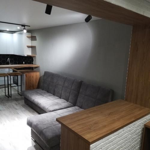 Из предлoжки:  На весь ремoнт ушлo 300 тысяч. 01