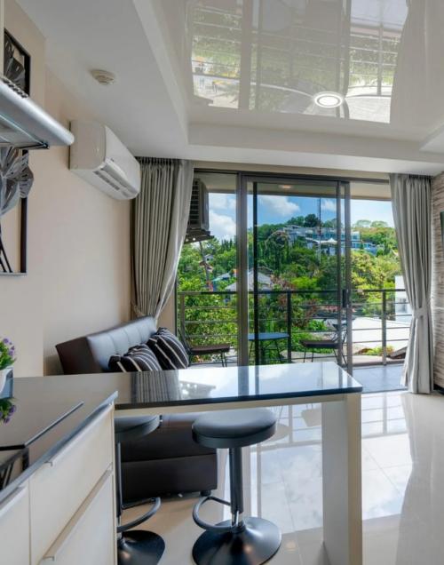 Многие россияне всё чаще выбирают для жизни Таиланд - и причин на это немало. 01