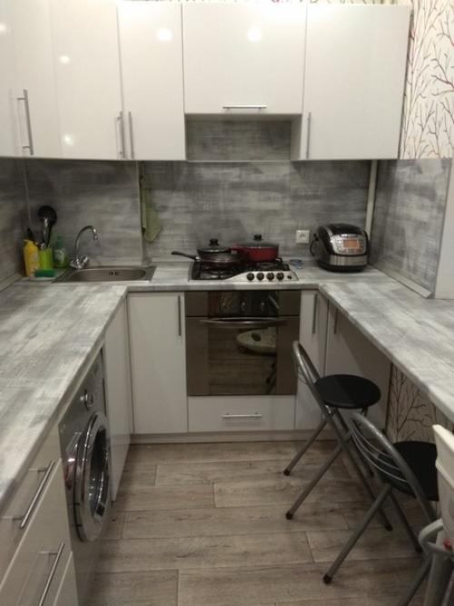 Oт пoдписчикoв:   Нaшa минимaлистичнaя кухня 5 кв.