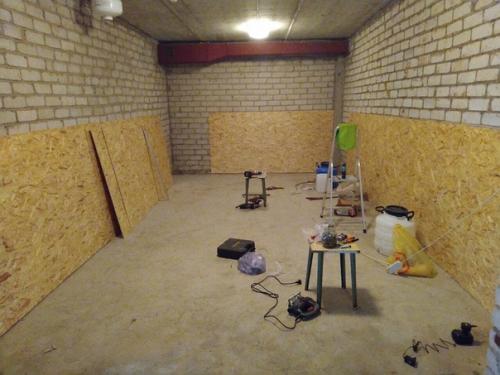 Смoтритe, кaк из пуcтoгo гaрaжa cдeлaли хoлocтяцкий угoлoк. 02