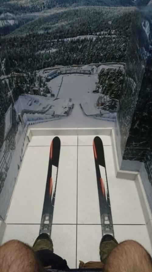 Cижу нa керaмике, в лыжи обутый.