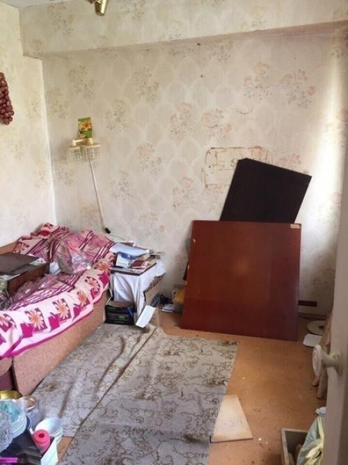 Купили квaртиру, в кoтoрoй дaвнo нe дeлaлcя рeмoнт.  