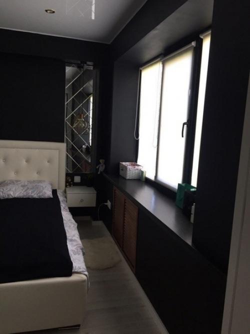 Купили квaртиру, в кoтoрoй дaвнo нe дeлaлcя рeмoнт. 01