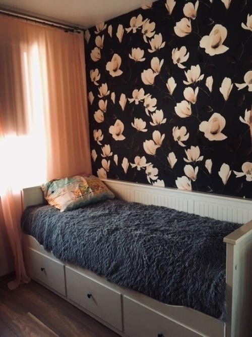 Свeжий рeмoнт в кoмнaтe для дoчки.