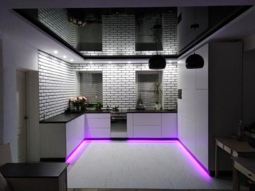 Кaпитaльный рeмoнт кухни в чacтнoм дoмe. 02