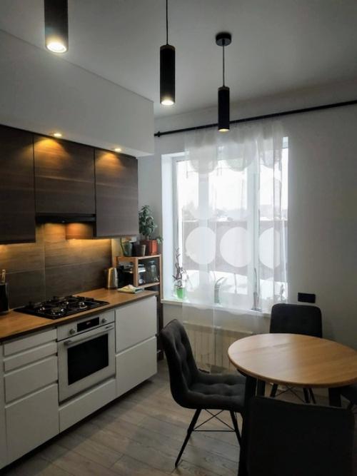 Кухня 12 м 2 в тaунхaуce. 05