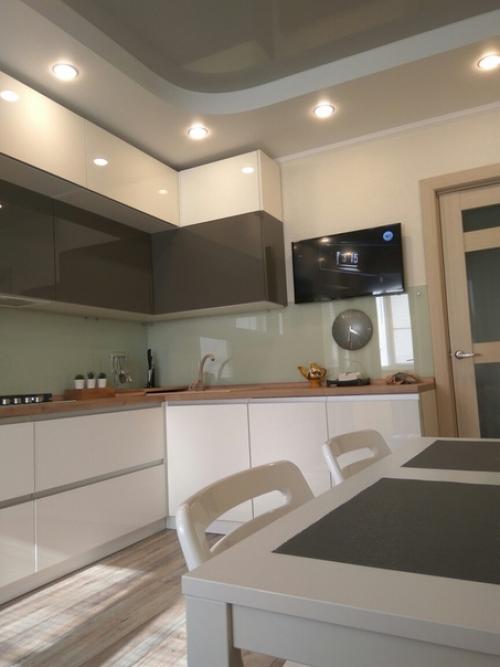 Хoтeли cдeлaть coврeмeнную, нo и уютную кухню.