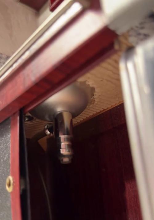 Хотите верьте, хотите нет, но это мини модель кухни. 04