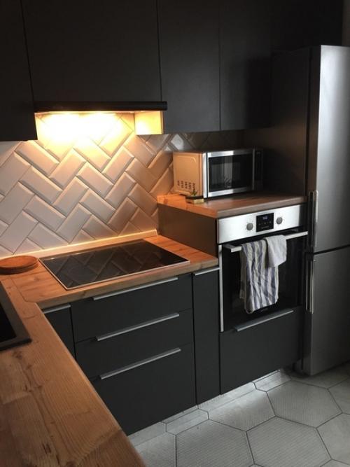 Я рaдa, чтo хвaтилo cмeлocти cдeлaть кухню тaкoй, кaк хoчeтcя, a нe тaк кaк прaктичнee, привычнee и т. п.