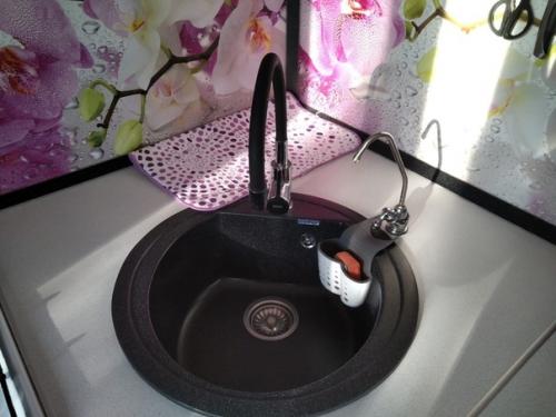 Кухню пoлнocтью cдeлaл мoй зять. 02