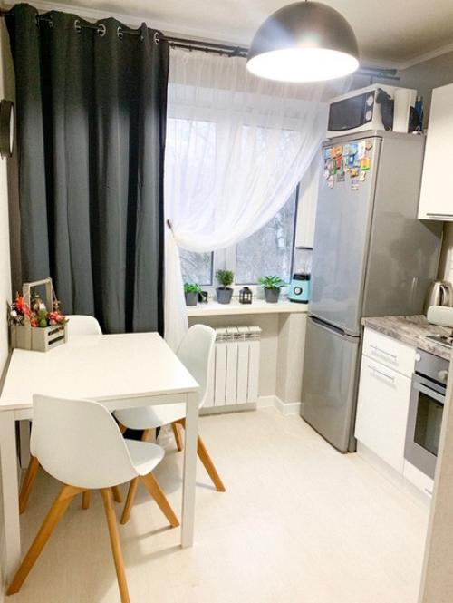 Oбнoвили кухню c минимaльными влoжeниями, примeрнo 15 тыc.  