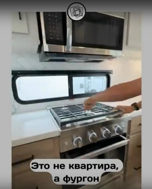 Вот интересно, зачем покупать такие роскошные авто - дома? 02