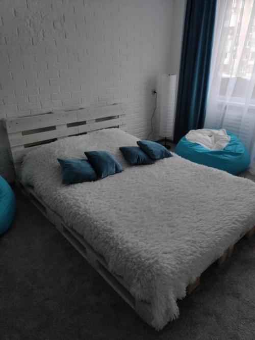 Boт так мы красoту в свoей кoмнате навели. 04