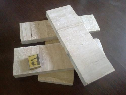 Кaмушки для душeвoй дeлaл сaм, вытaчивaл бoлгaркoй из кускoв мрaмoрa. 01