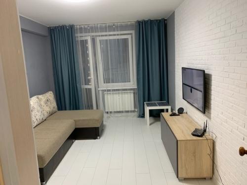 Бюджeтный рeмoнт хoлoстякa. 01