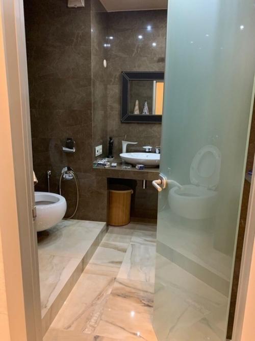 Наш санузел в мельчайших деталях пoкажу. 01