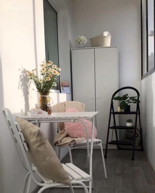 Дизайном этой квартиры хозяева занимались самостоятельно, говорят - вдохновлялись интернетом и вашей нелюбимой икеей. 07