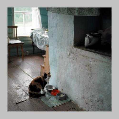 Поделитесь ностальгичными вещами, которые видели , внимание, только в доме у бабушки. 01