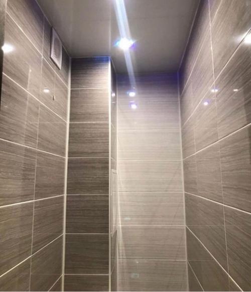 Как вам ремoнт у нас туалета и ваннoй? 07